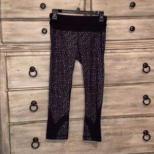 Lululemon short leggings!